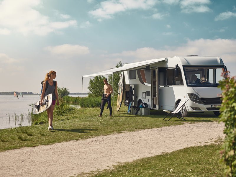 Marchiza Thule Omnistor 8000 Sidewall - Carcasa alba - 4 pana la 6 m - EVONomad