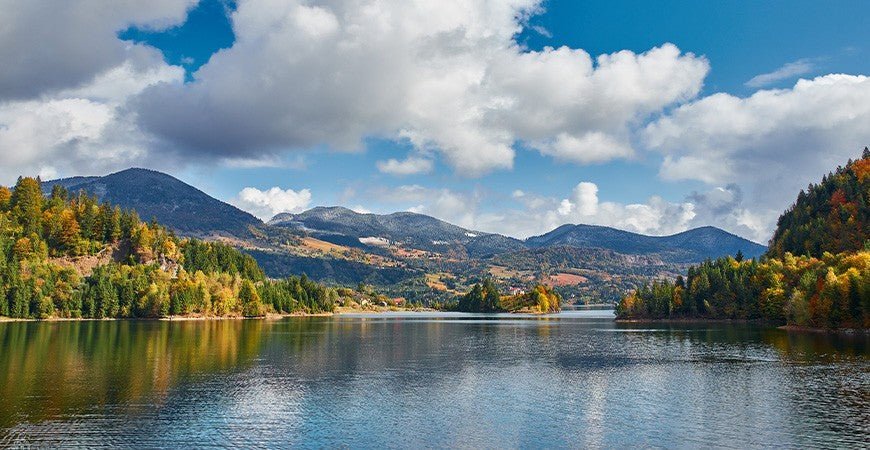 Camping Colibița: Cum ajungi și ce activități poți desfășura - EVONomad