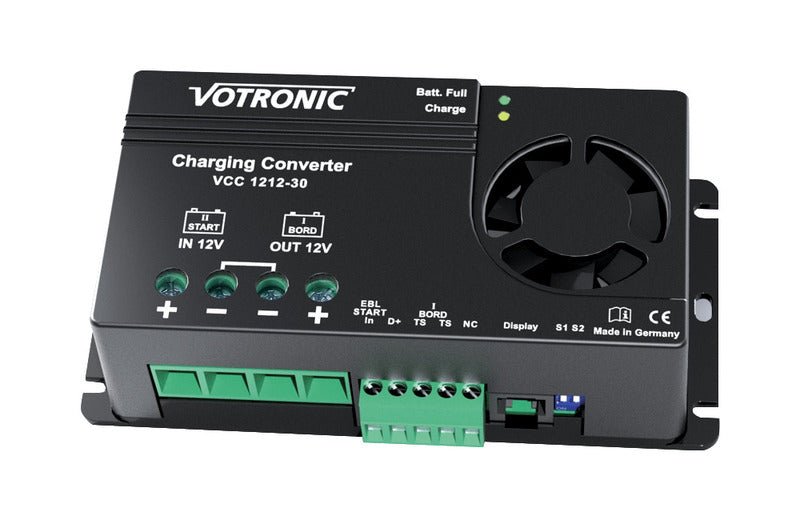 Amplificator de incarcare VCC 1212 - 30 - 30 A putere de incarcare - EVONomad