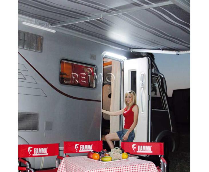 Lumina LED de exterior 12V deasupra usii de la intrare - EVONomad