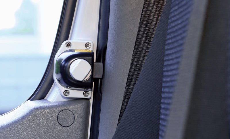Standardul de securitate HEOSafe pentru usi Mercedes Sprinter/VW Crafter din 2006 - EVONomad